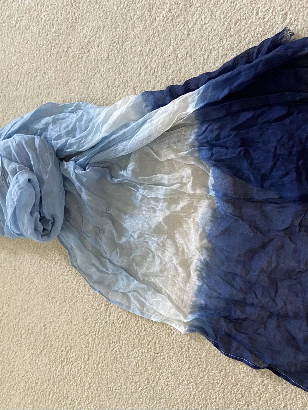 Light to Navy Blue Ombre Scarf no brand